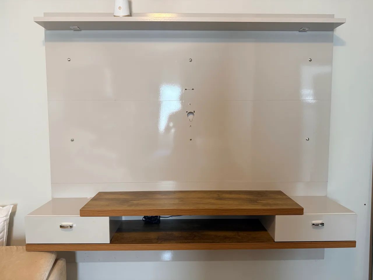 Painel TV com gavetas