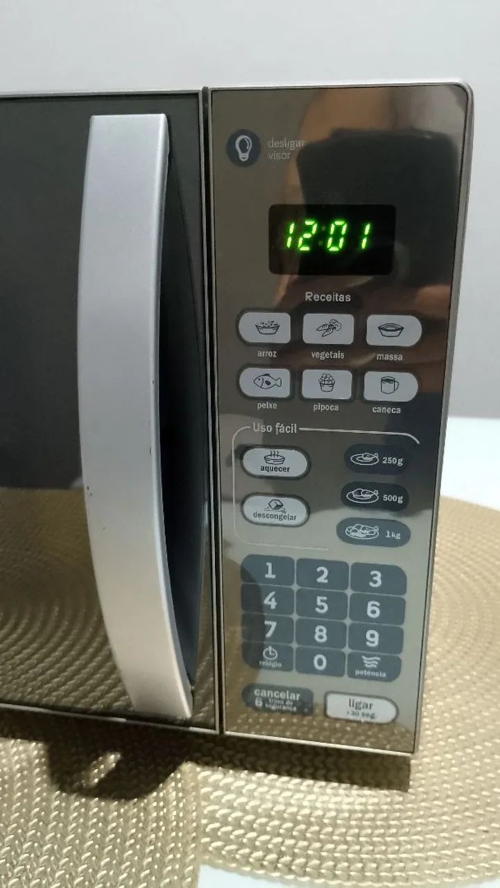 Microondas novíssimo 20 Litros  - Foto 5