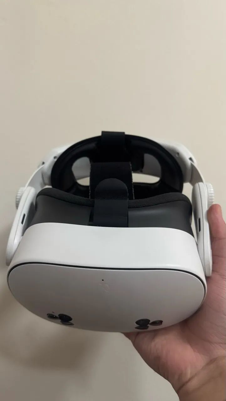 META QUEST 3S - VR COM SUPORTE PRA CABEÇA E CABO LINK - Foto 2