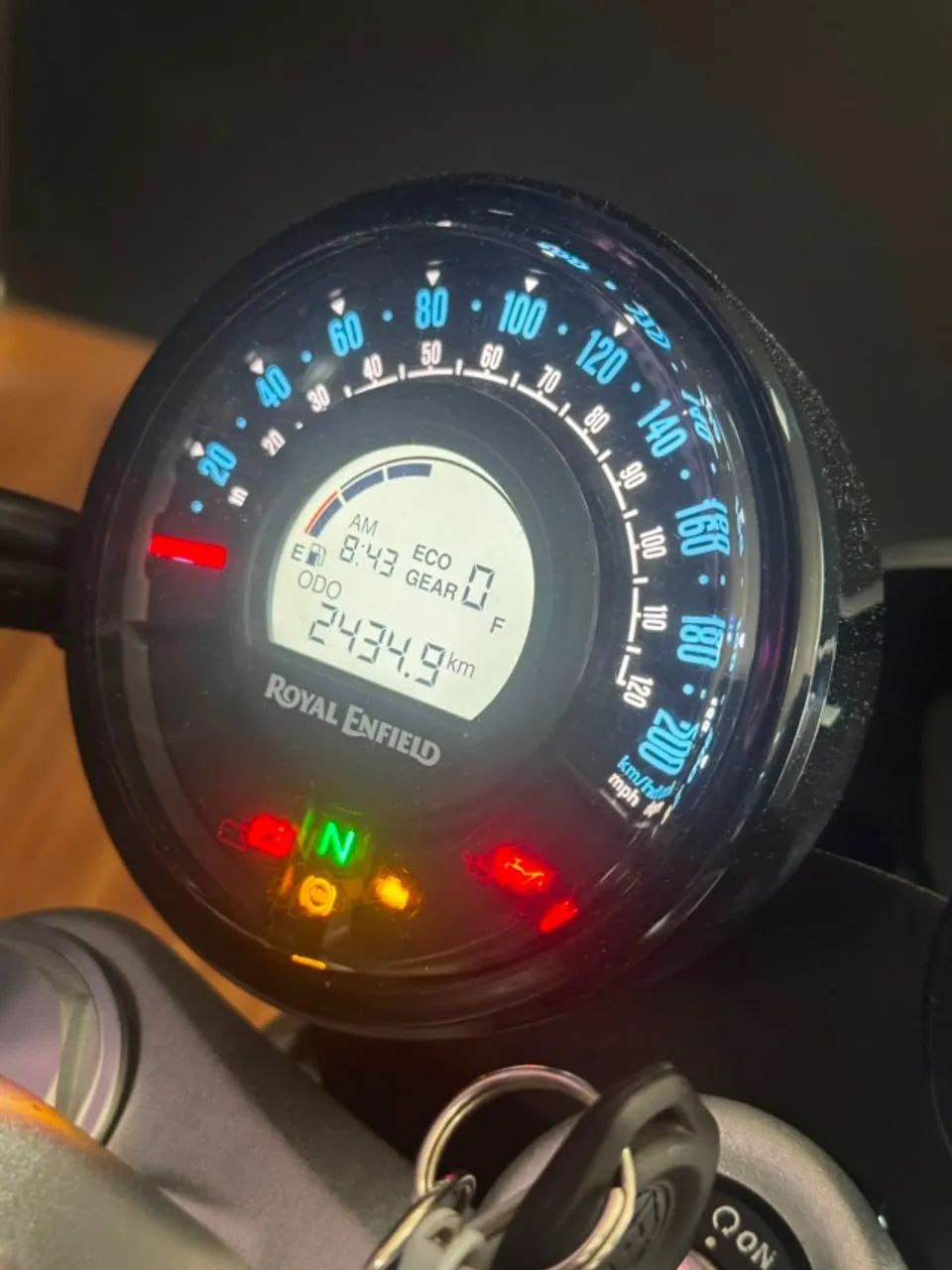 SUPER METEOR 650 ASTRAL - Foto 4