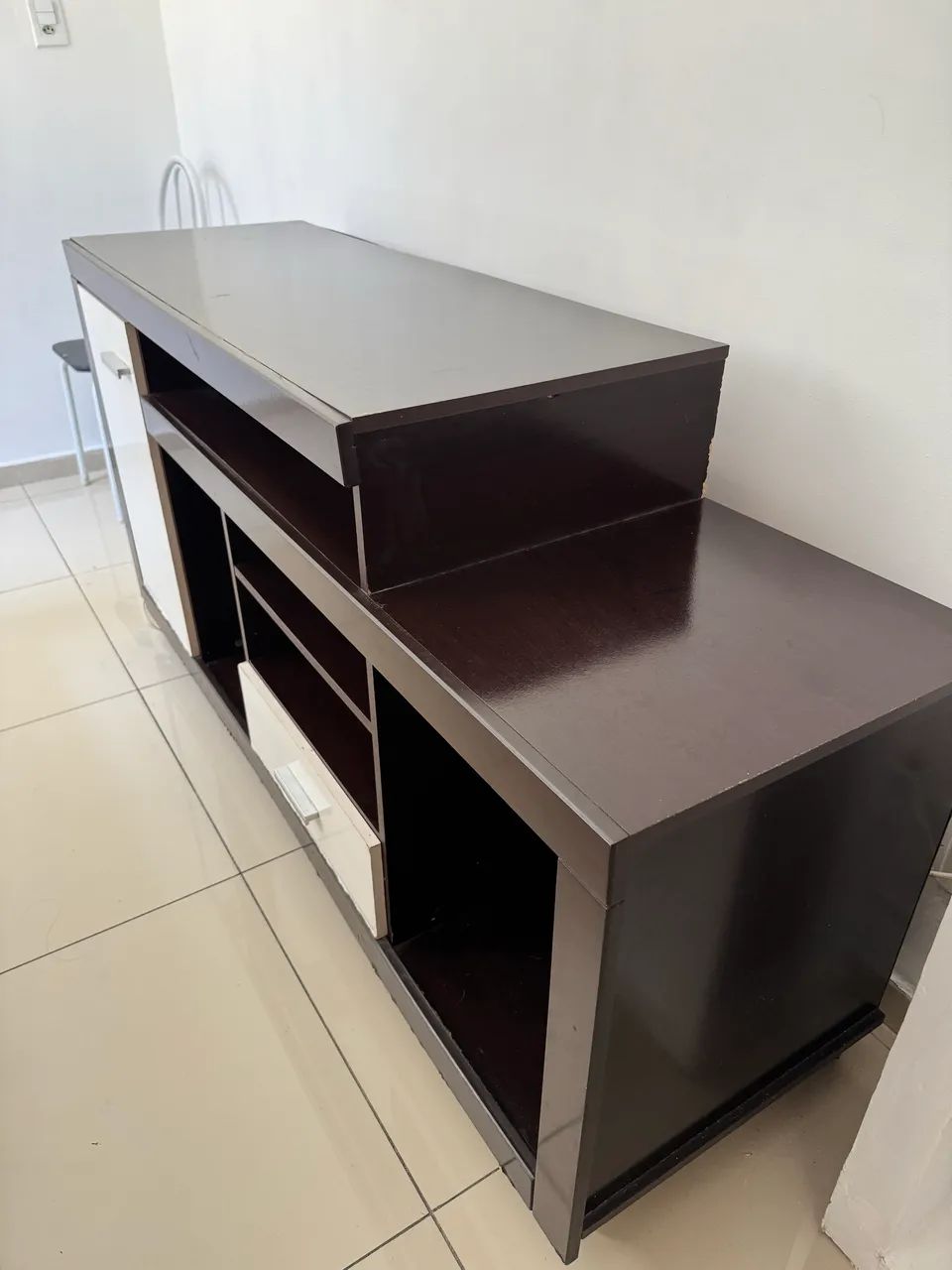 Rack de sala com rodinhas - Foto 2