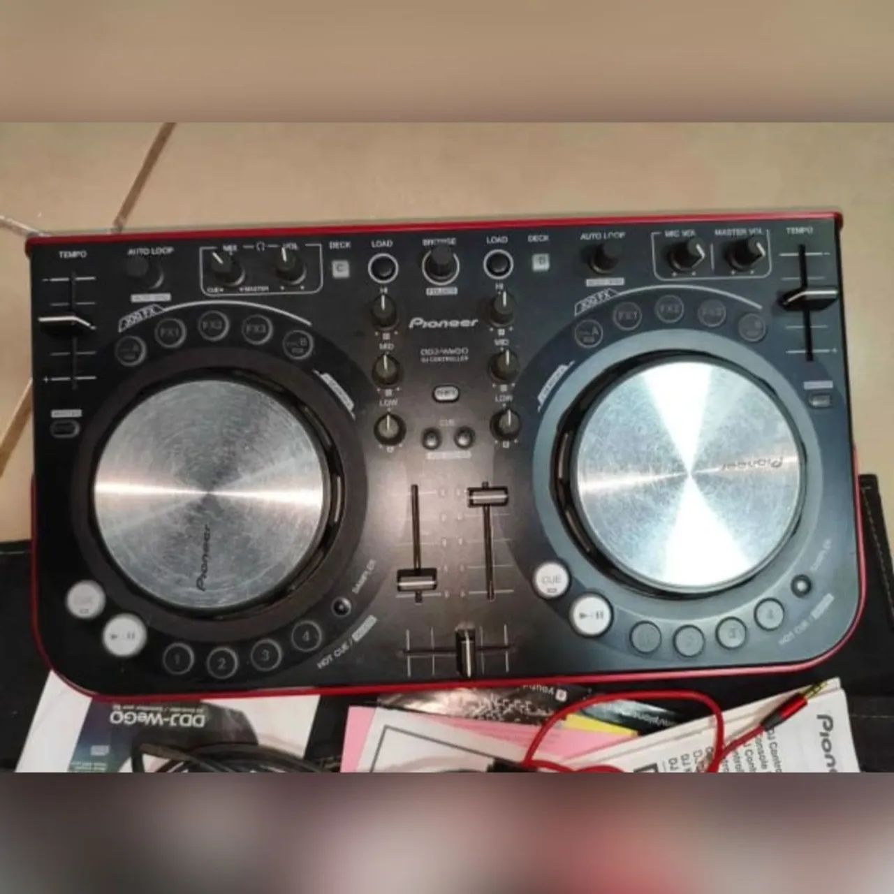 Controladora DJ profissional 451188045938042880
