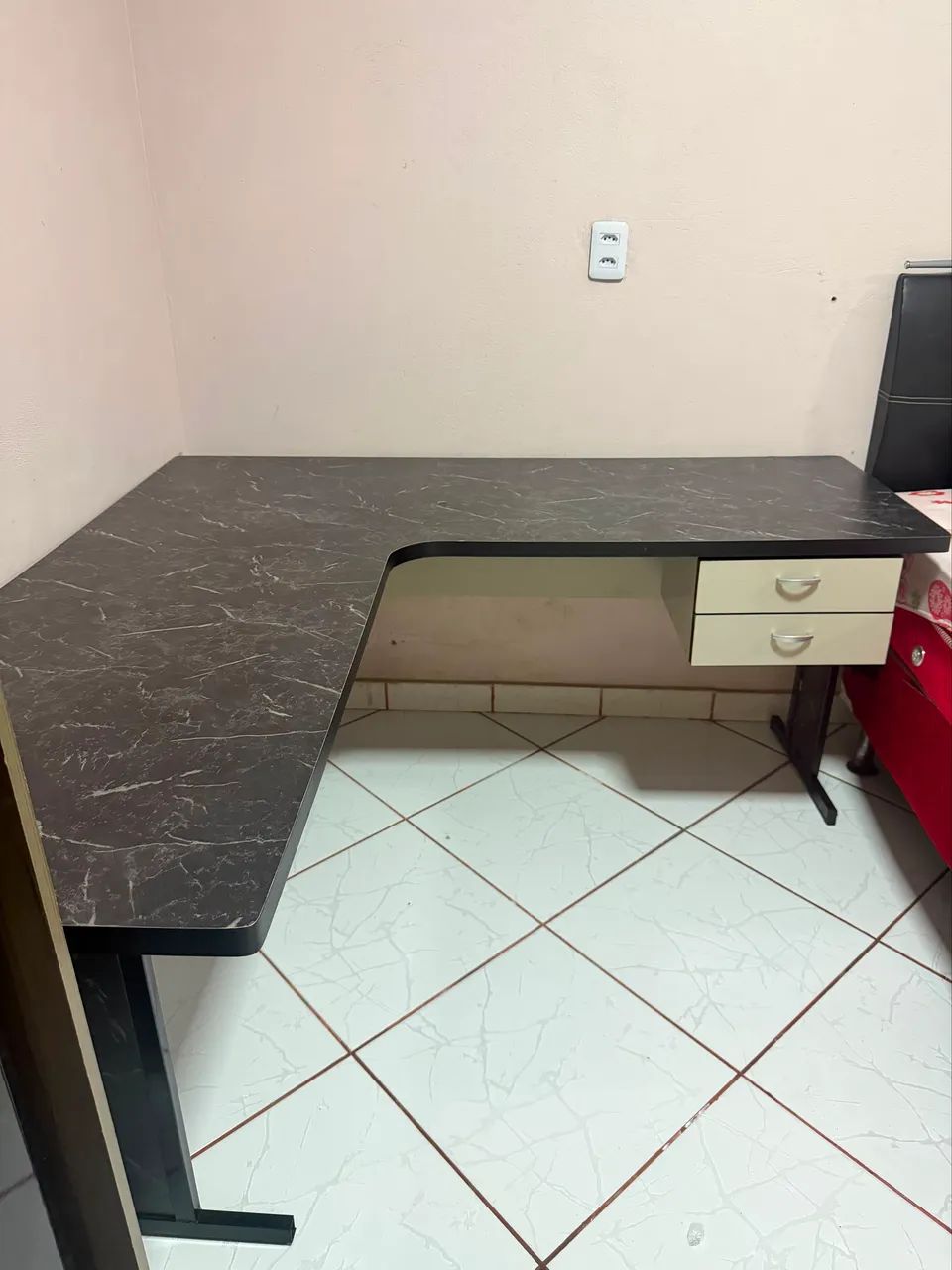 Vendo mesa de escritório 