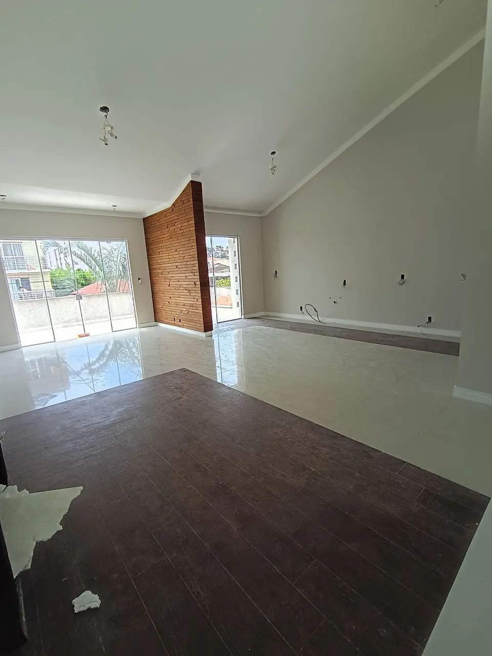 Casa com piscina+ sala comercial  - Foto 4