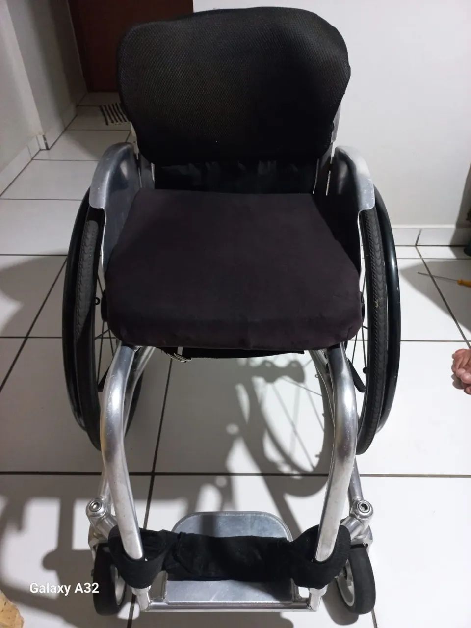 Cadeira de roda  - Foto 3