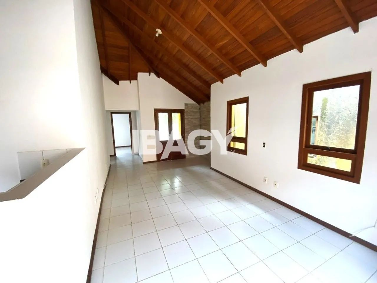 Excelente Casa 2 dormitório(s) em Rio Tavares - Florianópolis - Foto 5