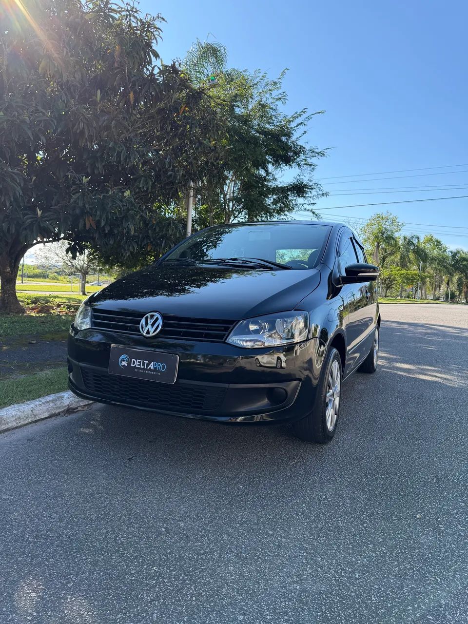 Volkswagen Fox 1.0 MI Total Flex 8V 5P 2012