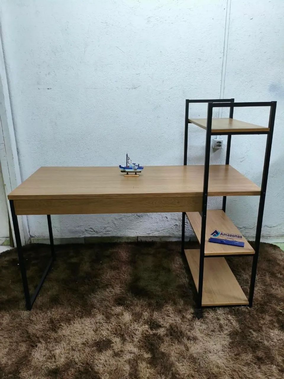 Mesa para Escritório com Estante - Usada  - Foto 4