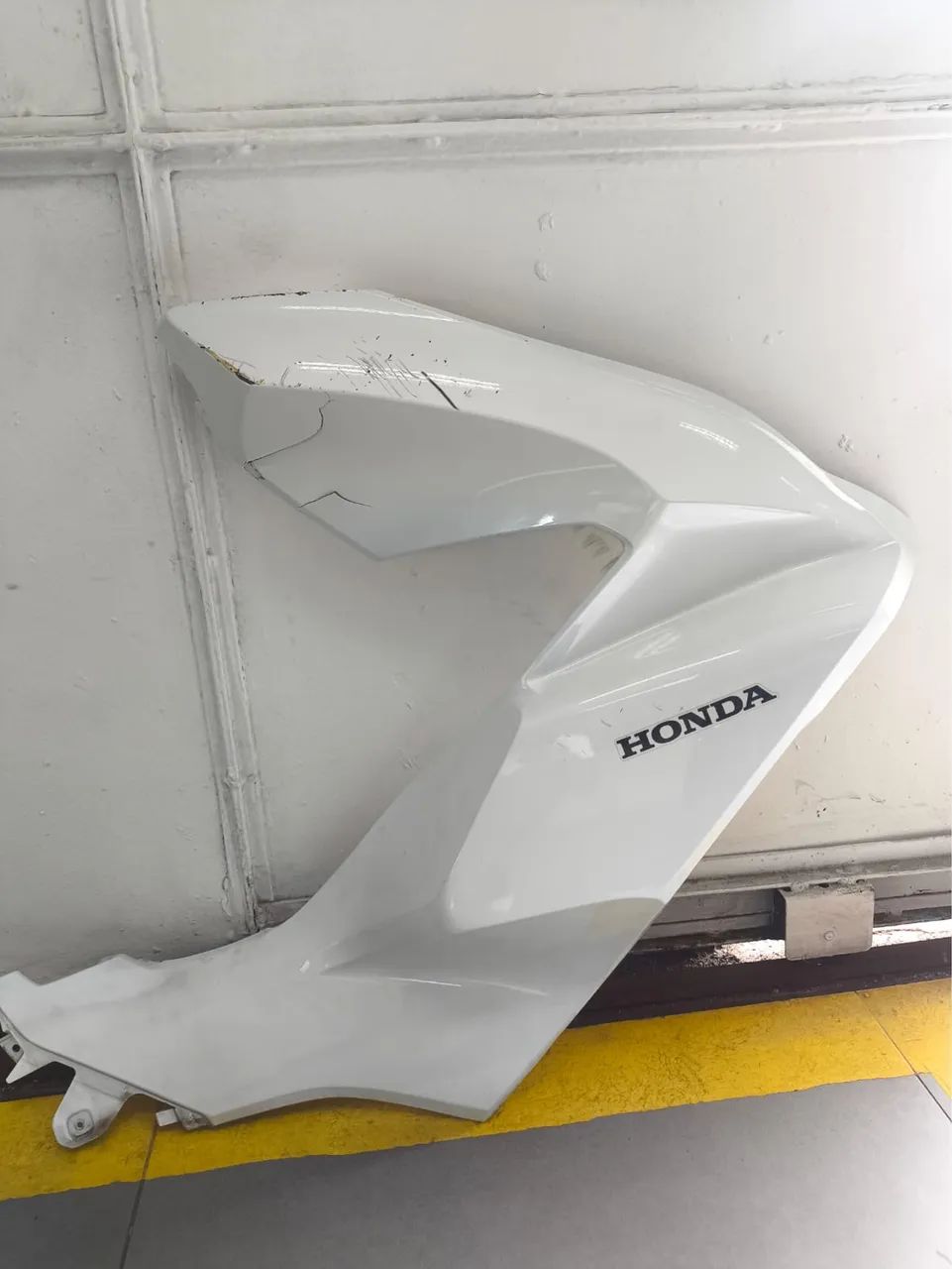 Tampa dianteira direita de Honda PCX 2024 PARA REPARO!! - Foto 2