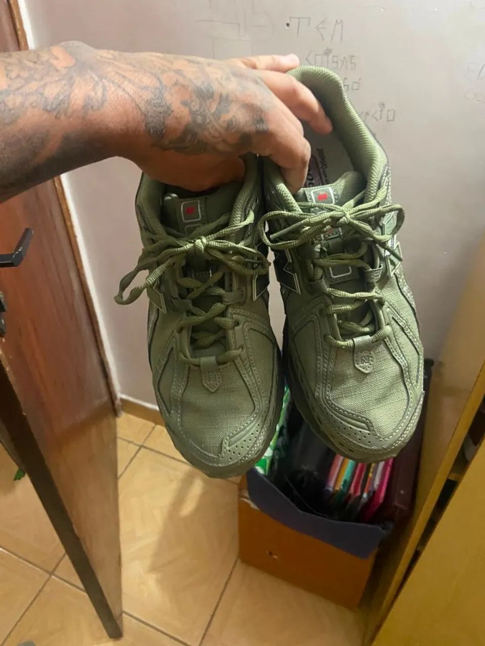 New balance 1906R verde tm 41 sem caixa - Foto 2