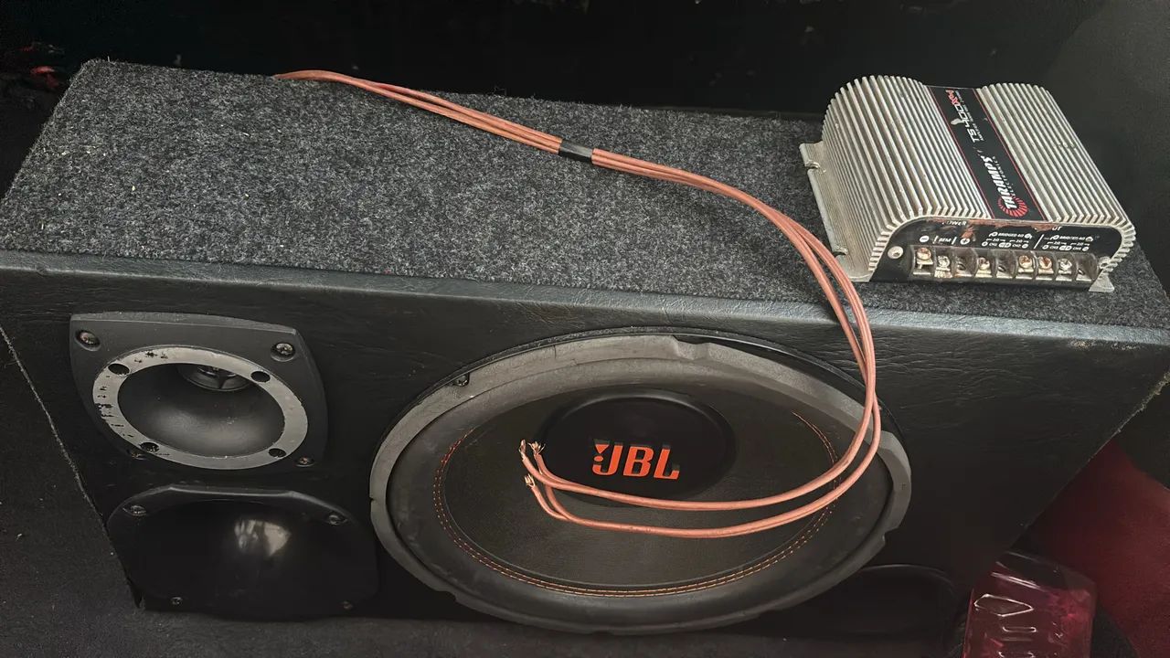 Vendo caixa trio 