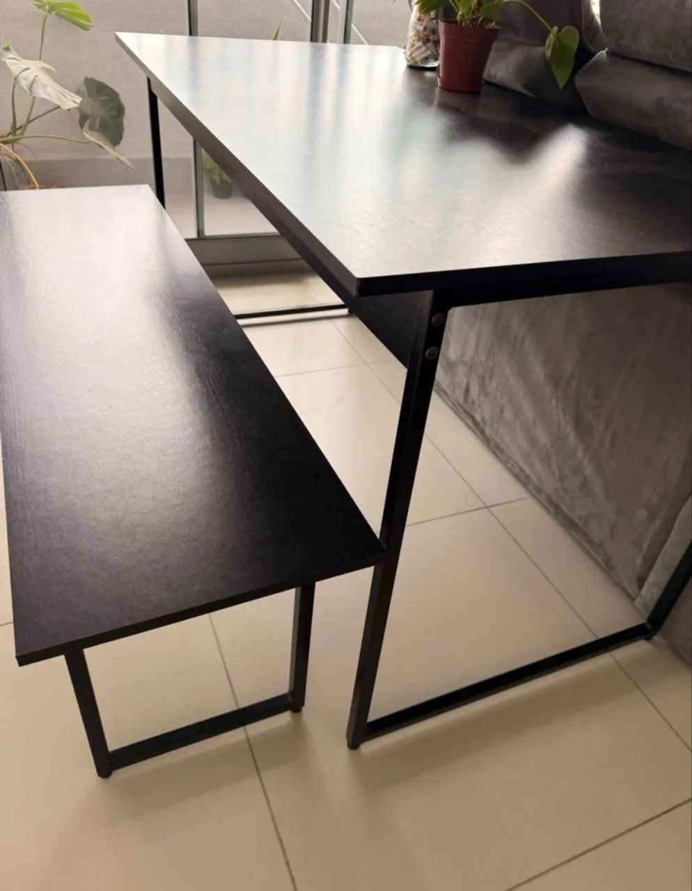 Mesa de cozinha e banco 64985890453123120