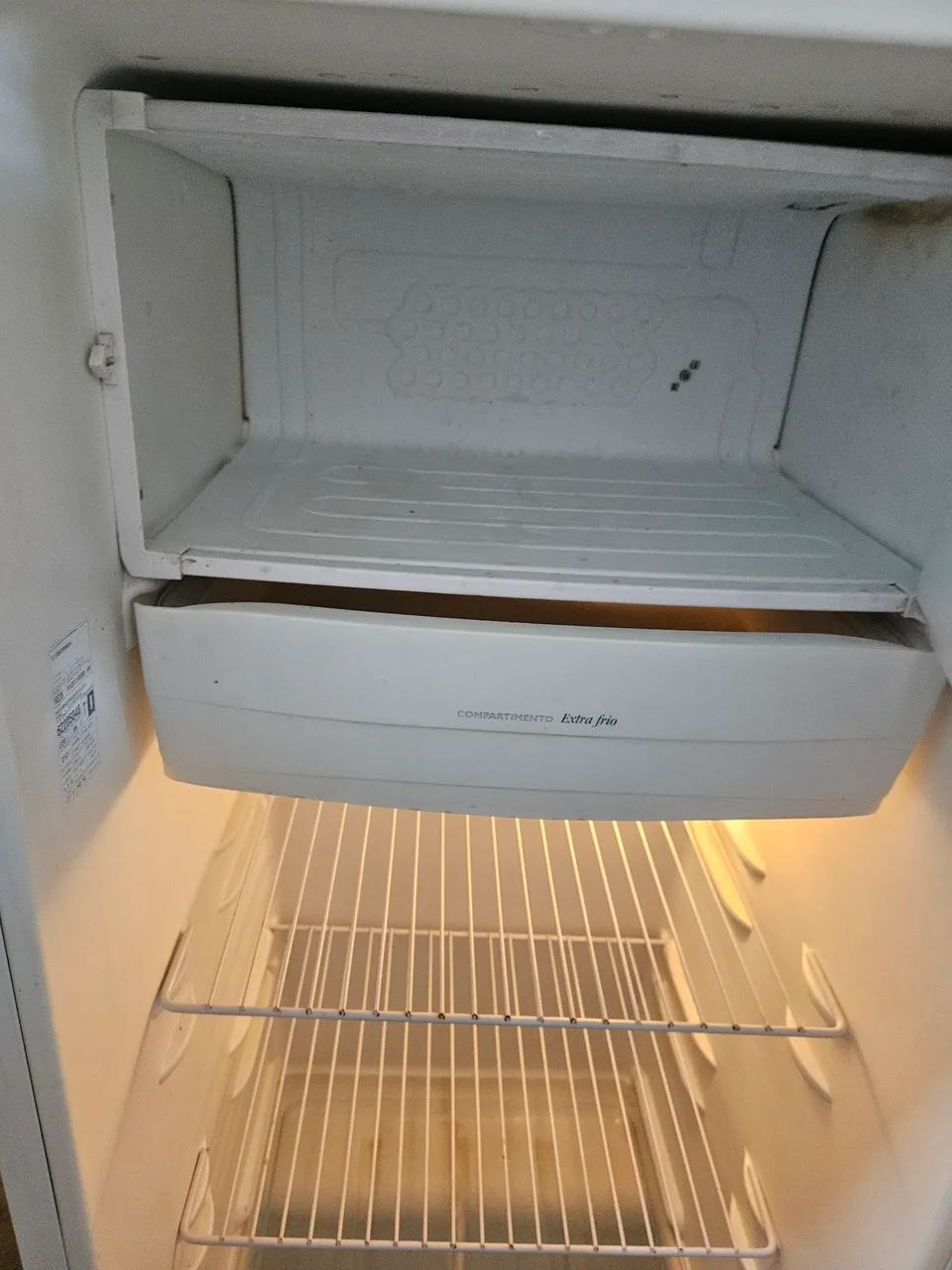 Geladeira Electrolux 240 litros  - Foto 4