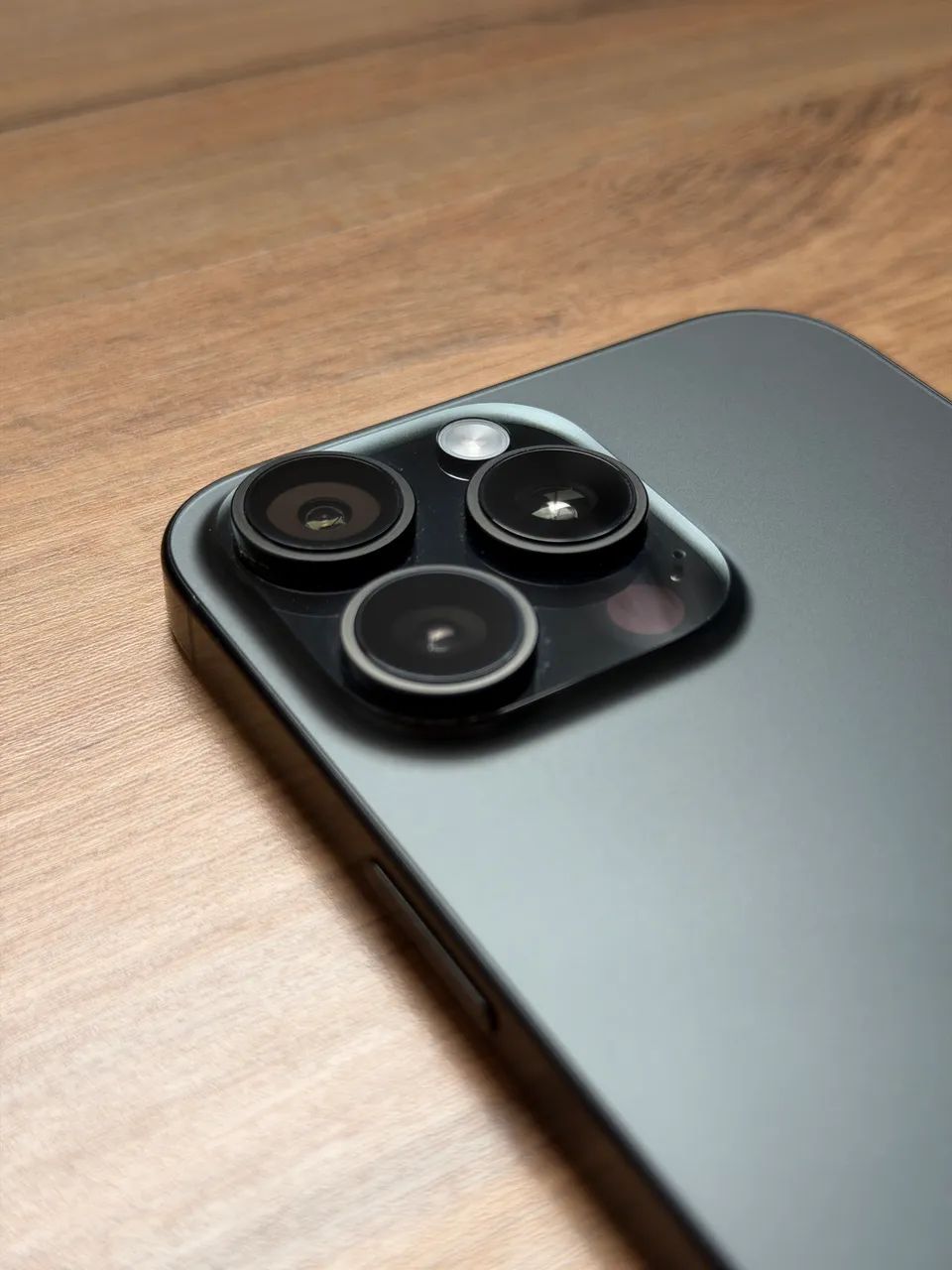 iPhone 16 Pro Max 256Gb - Foto 2