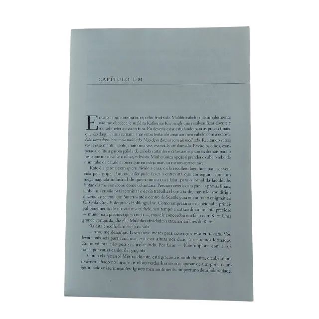 Livro Cinquenta Tons de Cinza - E L James - Usado - Foto 5