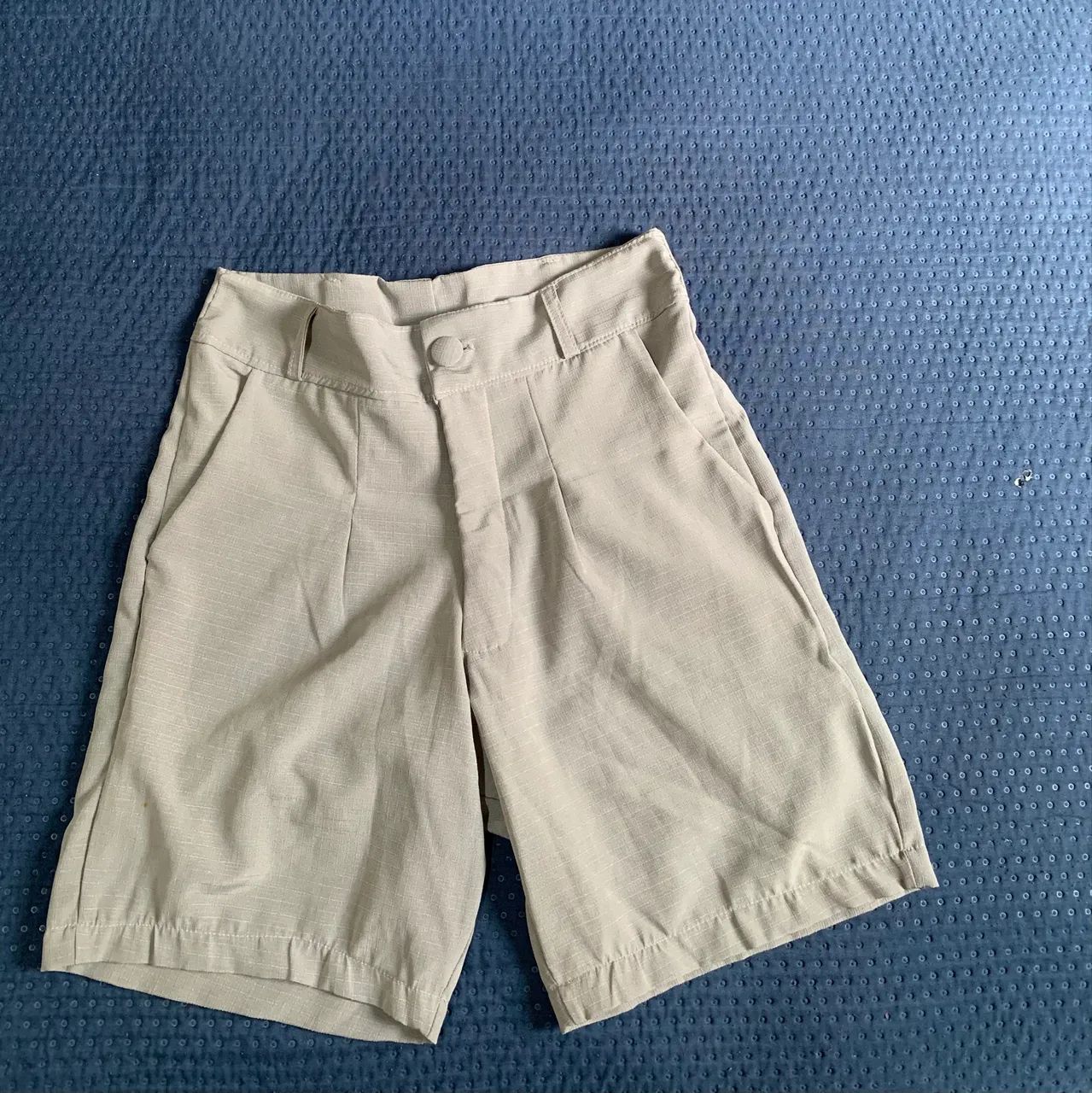 Short Cinza 