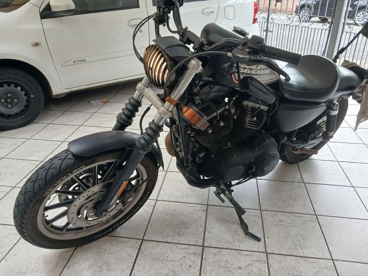 Harley 883R