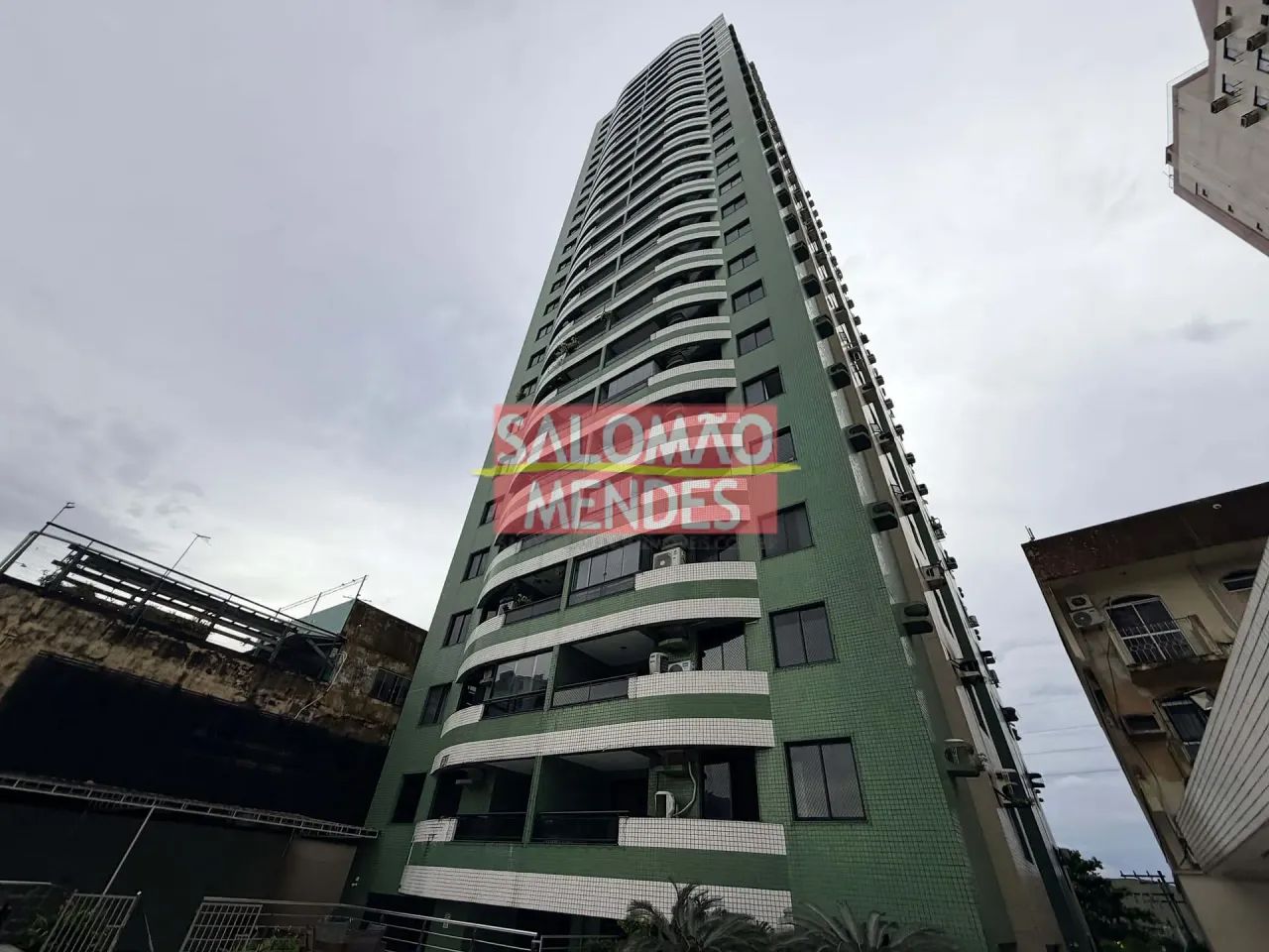 APARTAMENTO PARA LOCAÇÃO NO EDIFÍCIO ILHA DE MAUI | BATISTA CAMPOS | 3 QUARTOS | SUÍTE COM