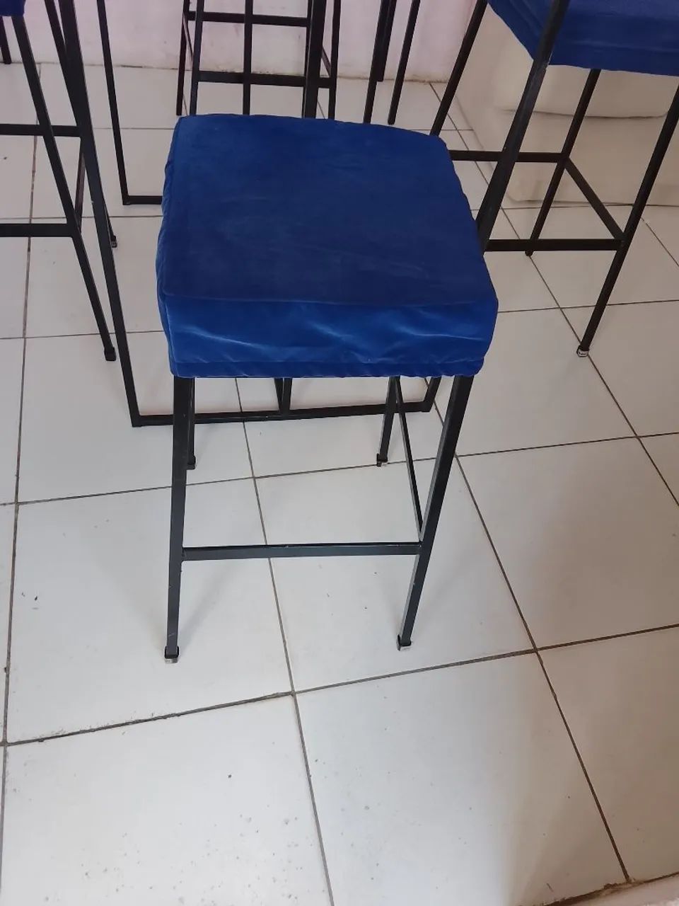 MESA BISTRÔ COM APARADOR DE CANTO  - Foto 2
