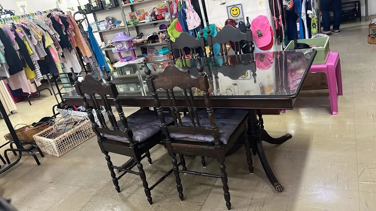 Mesa Jacarandá antiga 