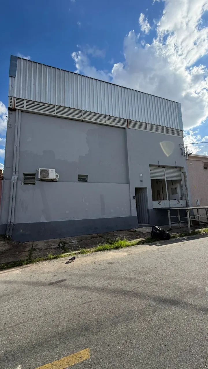 GALPÃO 360M2