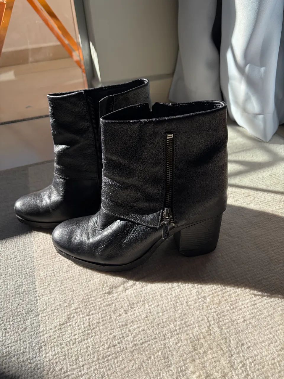 Bota couro legítimo Schütz 