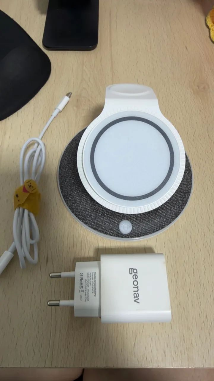 Carregador de Mesa Geonav - Completo, sem avarias
