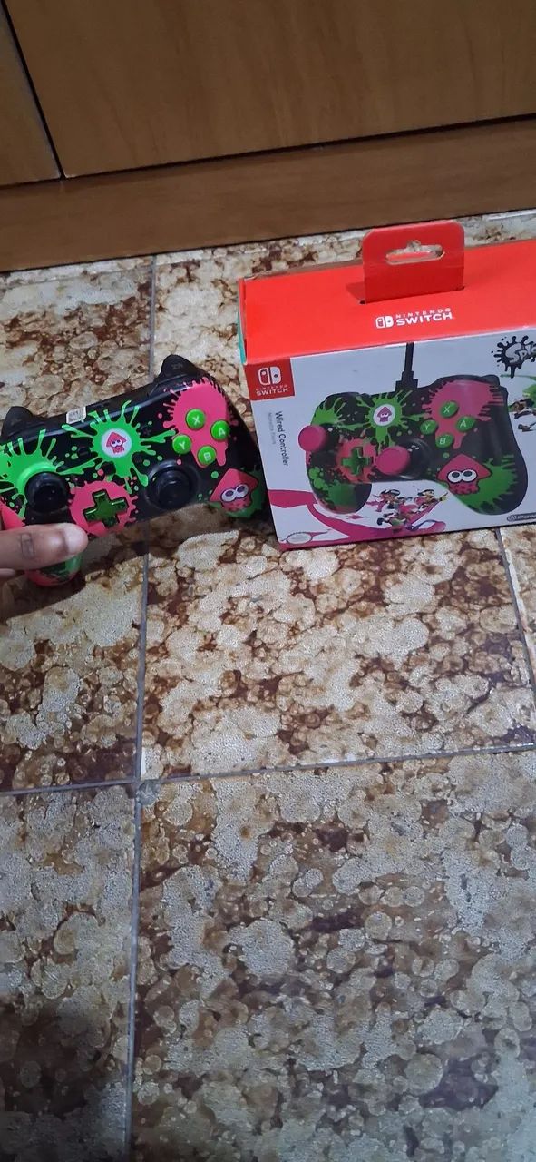 Controle PowerA versão Splatoon