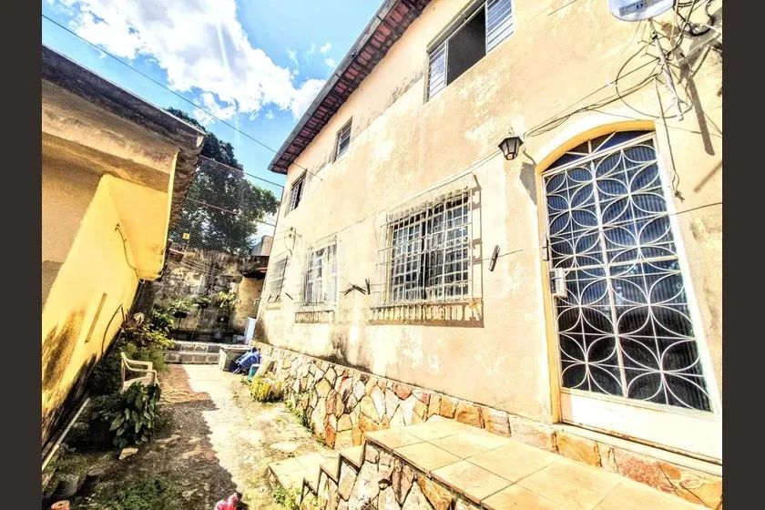 Casa à Venda - Lagoinha, 3 Quartos, 100 m2 - Foto 2