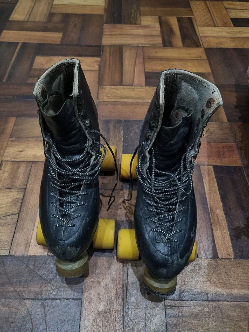 Dois pares de patins  - Foto 4