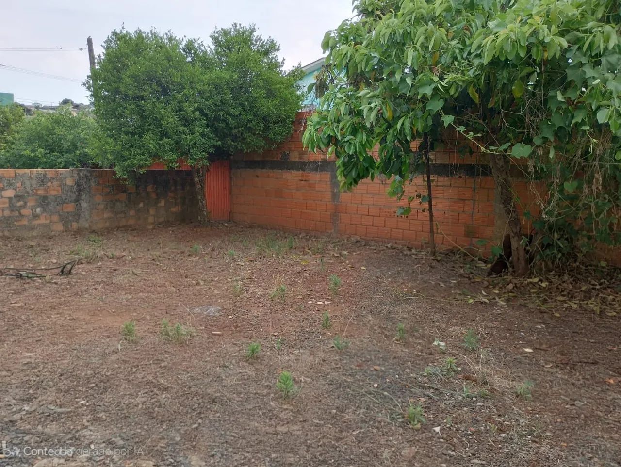 CASA SEMIMOBILIADA À VENDA EM CHAPECÓ-SC. - Foto 2