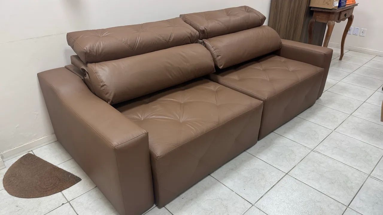 Sofá 2,5m courino - Foto 3