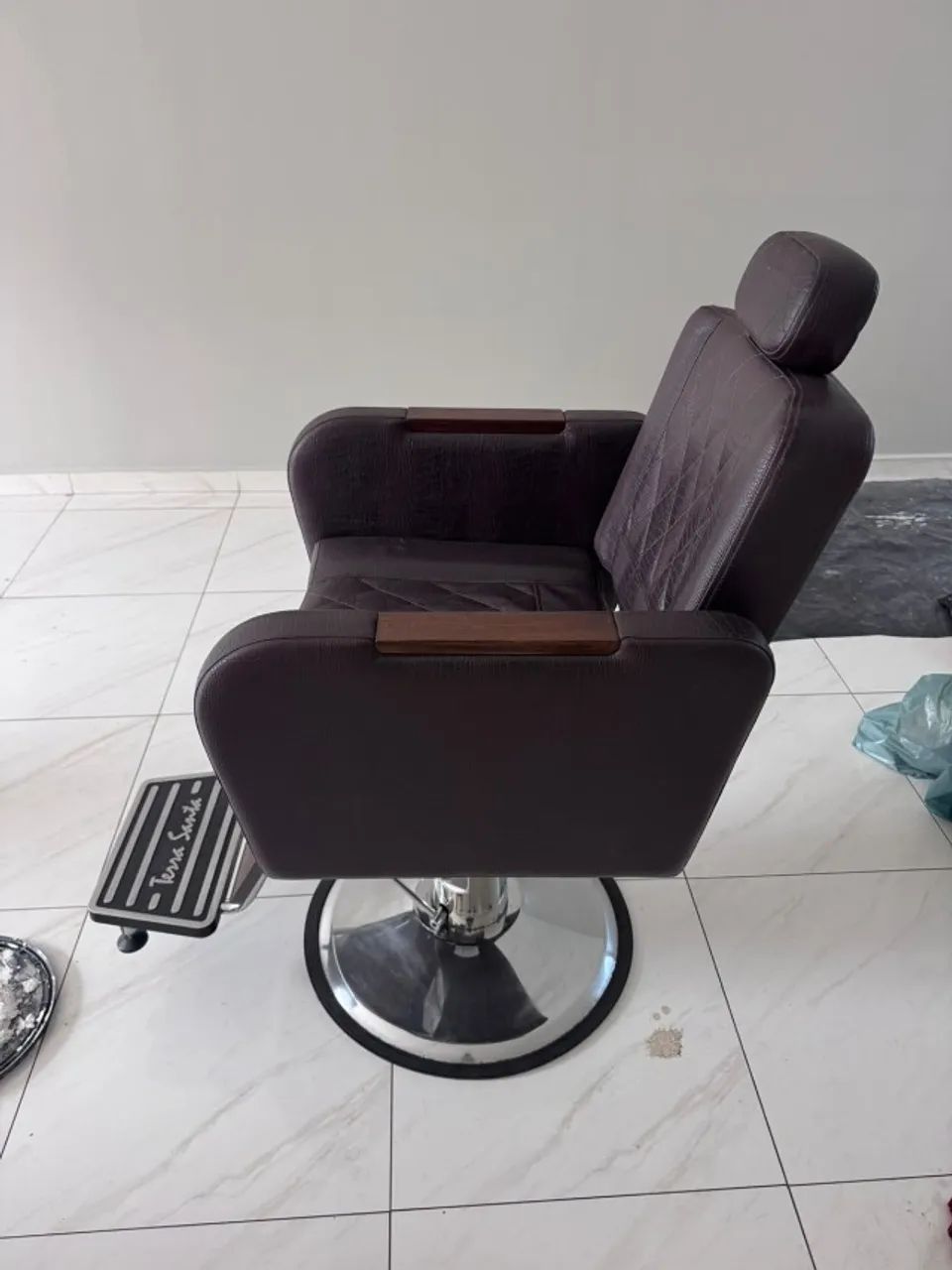 Cadeira barbeiro barbearia  - Foto 2