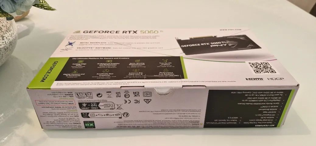 RTX 5060 ti 8gb PNY - Foto 3