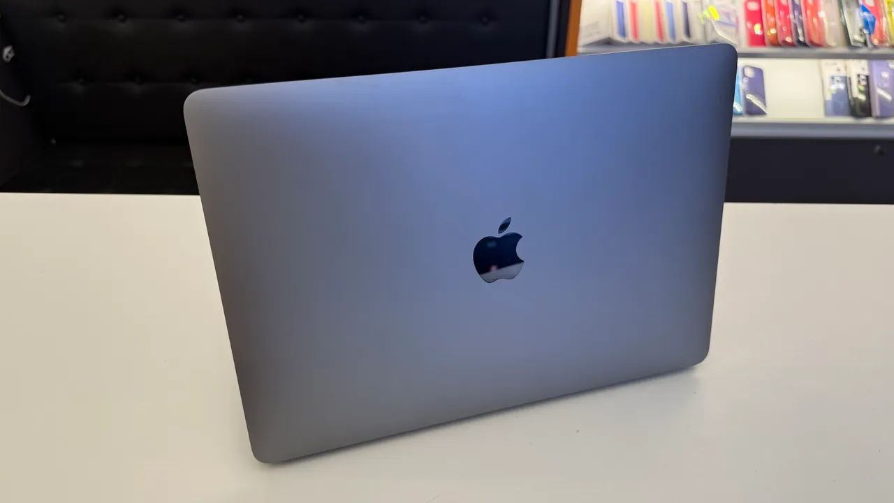 MacBook Pro M1 2020 13? | 8GB RAM | 256GB SSD | Bateria 82% | 525