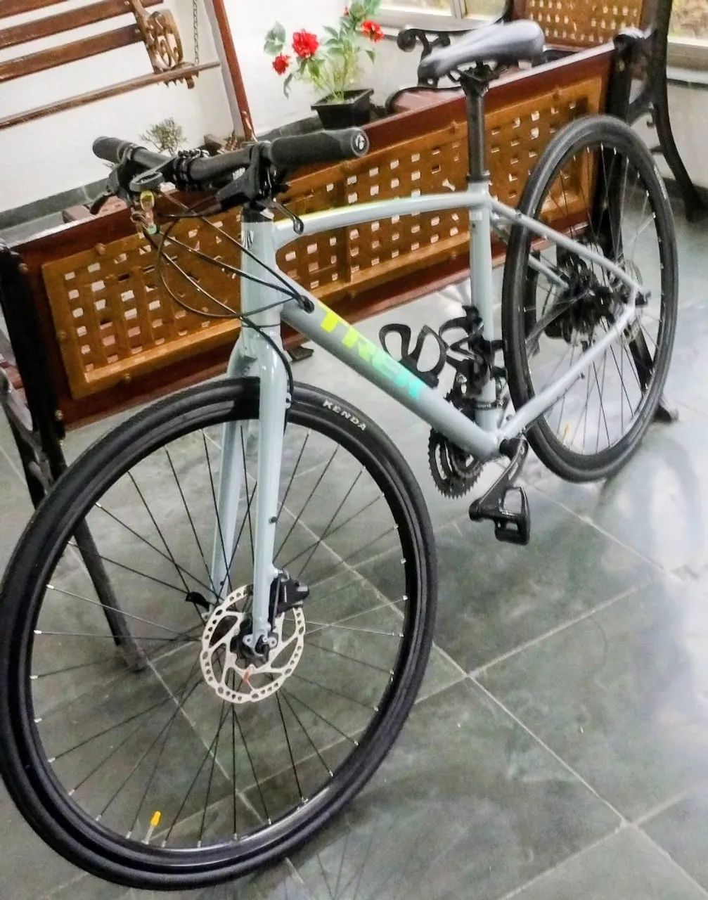 TREK FX 2 ARO 29 EM ESTADO DE ZERO KM.  - Foto 2