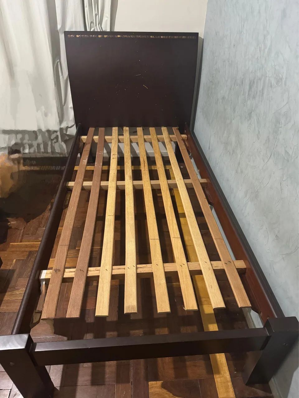Cama solteiro de madeira maciça reforçada - Foto 3