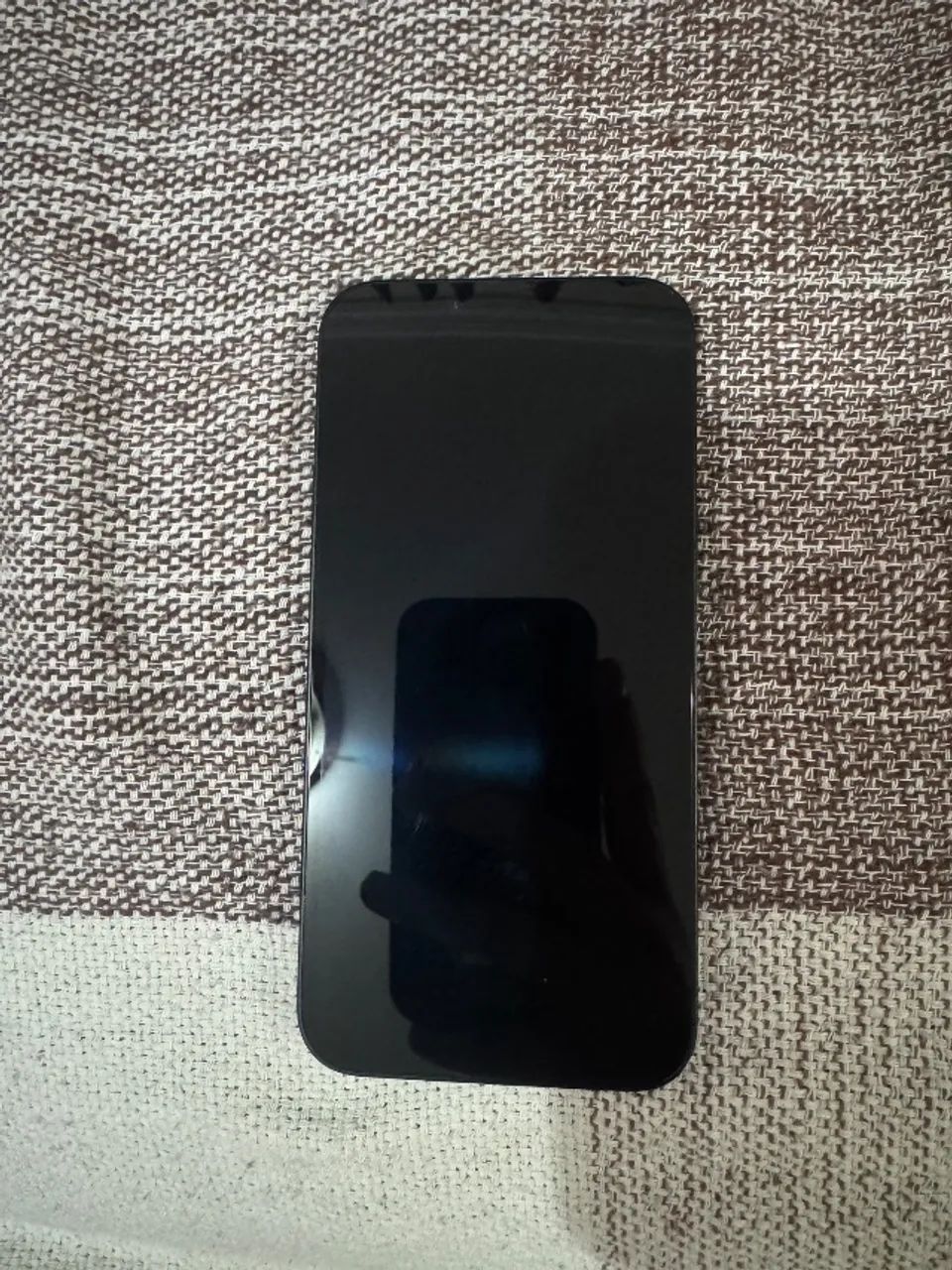 iPhone 16e