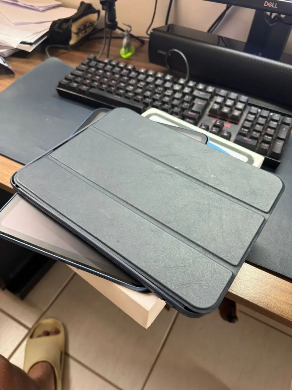 Apple iPad (10ª geração) - 64GB - Azul - Foto 4