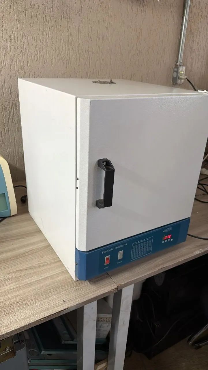 Estufa Bacteriológica marca NOVA 40 Litros - Foto 2