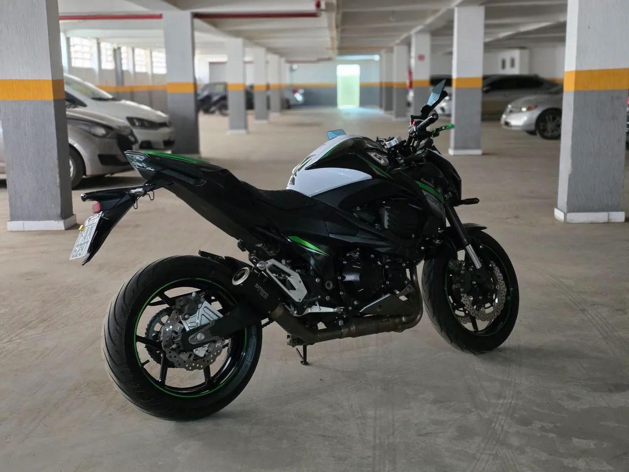 naokazuページ Kawasaki Z-800 2017 - 1494037598 | OLX
