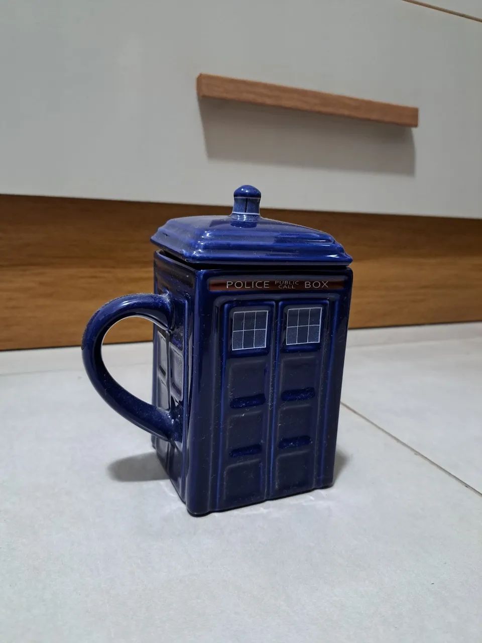 Caneca TARDIS Dr WHO