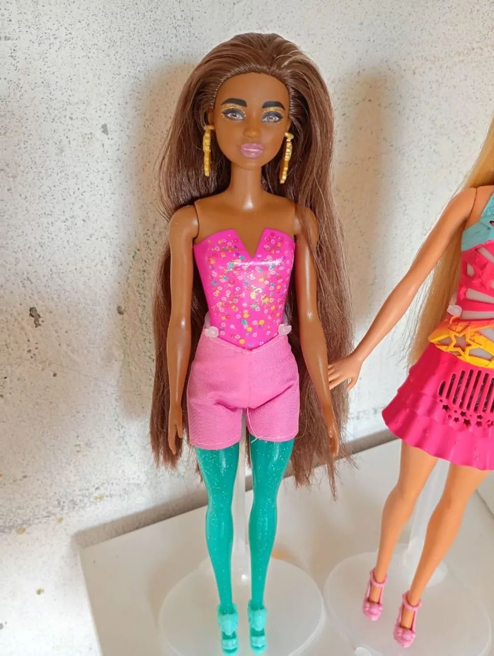 Duas lindas Barbies originais Mattel  - Foto 2