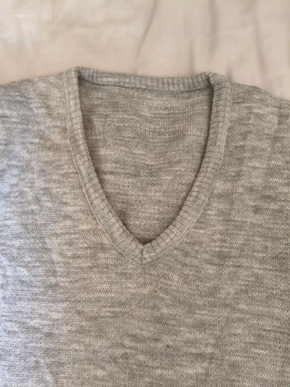Colete de lã cor cinza veste M e G - Foto 4
