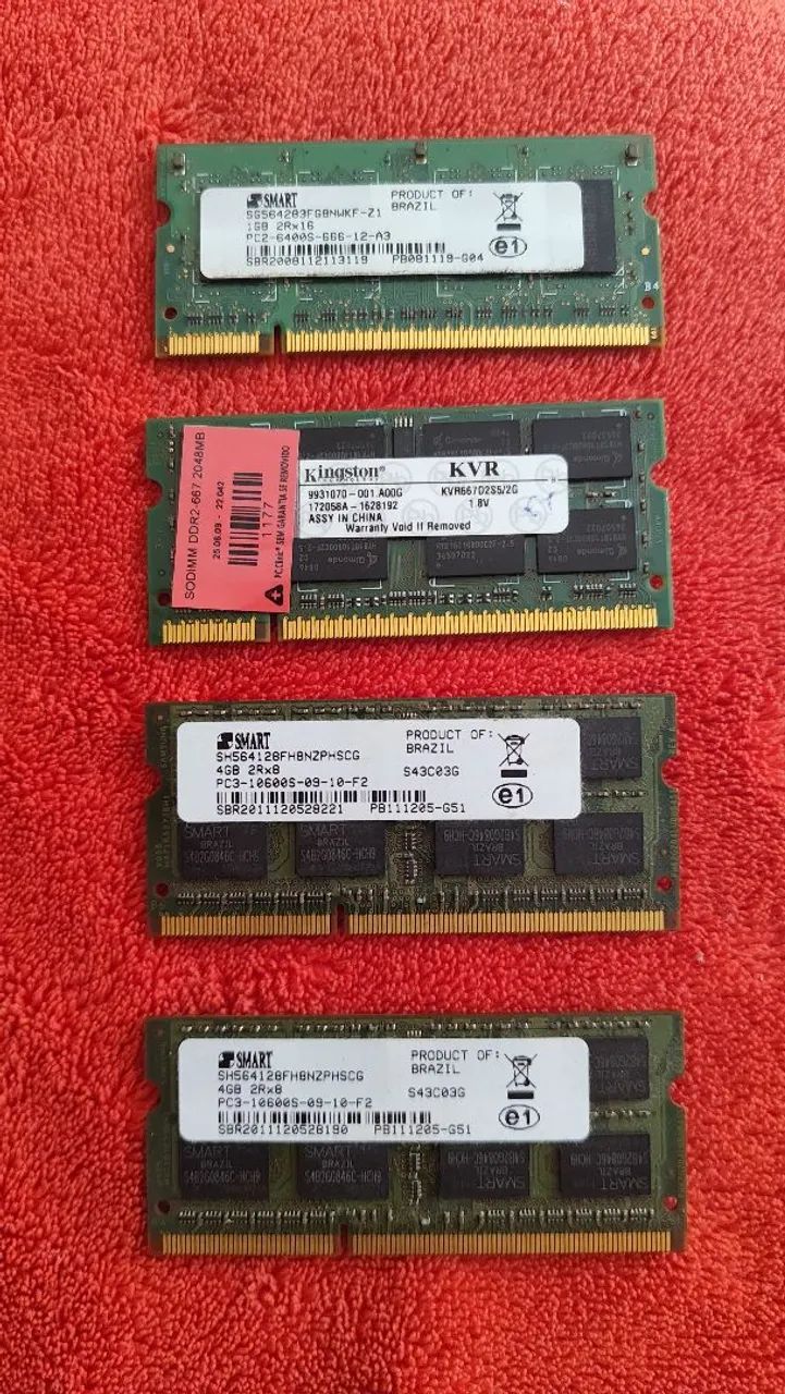 Lote 4 memórias RAM DDR2 e DDR3, todas funcionando.