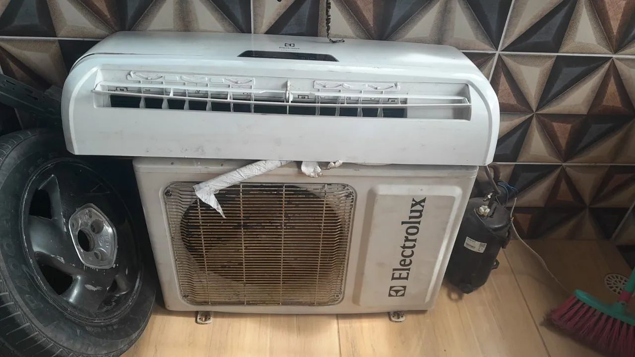 VENDO AR CONDICIONADO - Foto 2