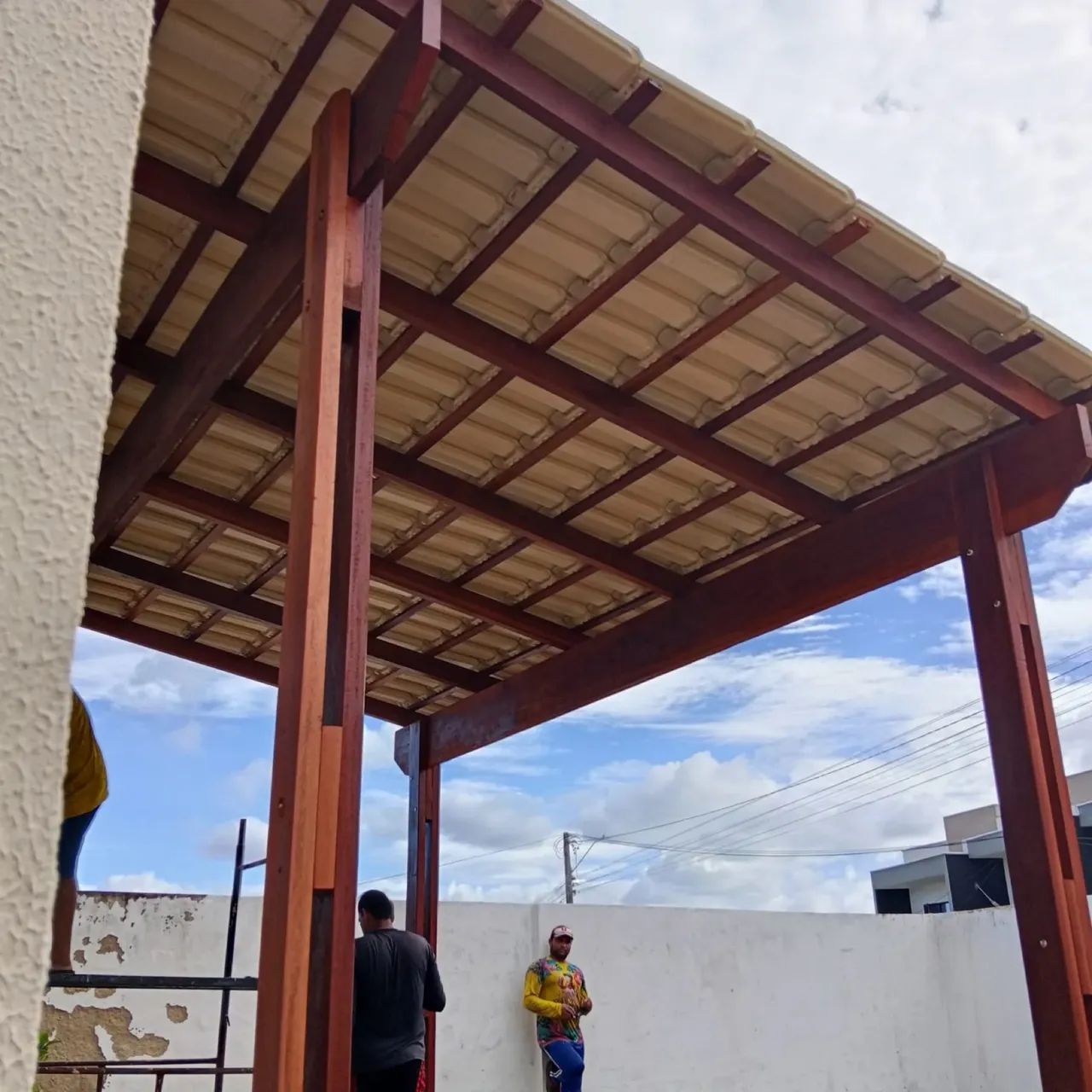 Coberta 5x3  com telhas americana marfim  - Foto 4