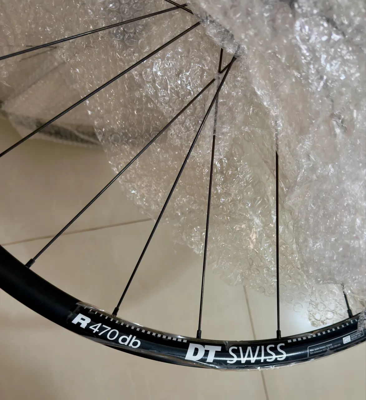 Par De Rodas Dt Swiss R470 Db Disco Speed 28r Supersix Preto NOVAS