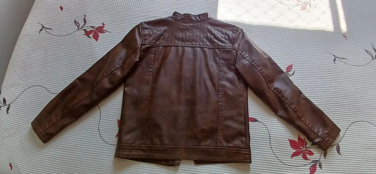 Jaqueta Infantil Estilo Couro Marrom Tam.10 - Foto 2
