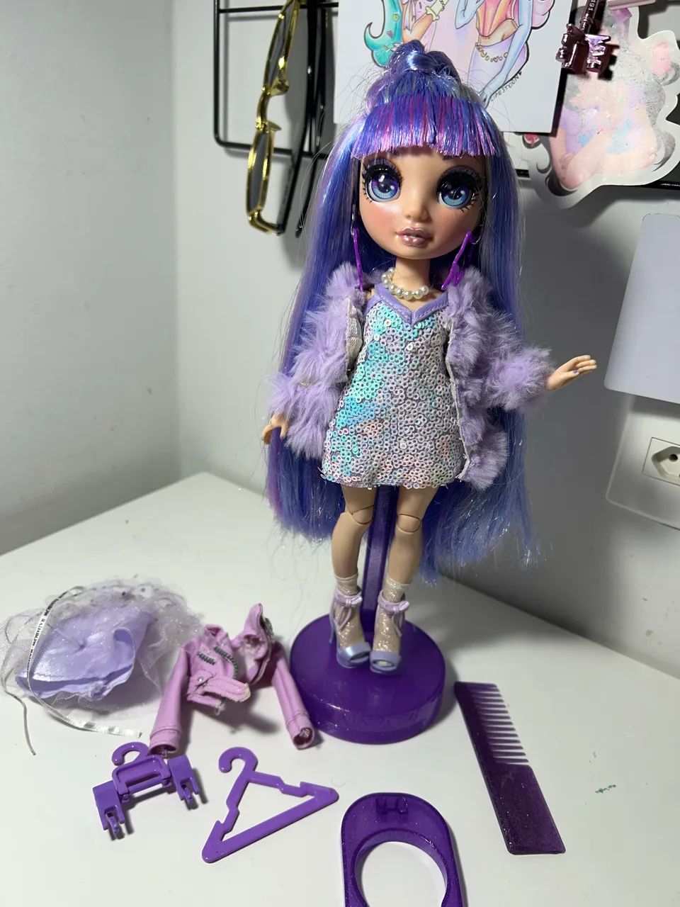 Boneca Rainbow High Violet Willow